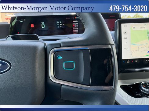 Used 2025 Ford Expedition Max Active AWD/4WD image 17