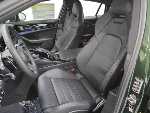 New 2026 Porsche Panamera 4 E-Hybrid AWD/4WD image 5