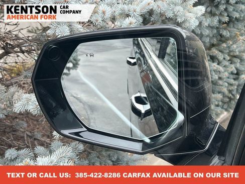 Used 2024 GMC Yukon Denali image 26