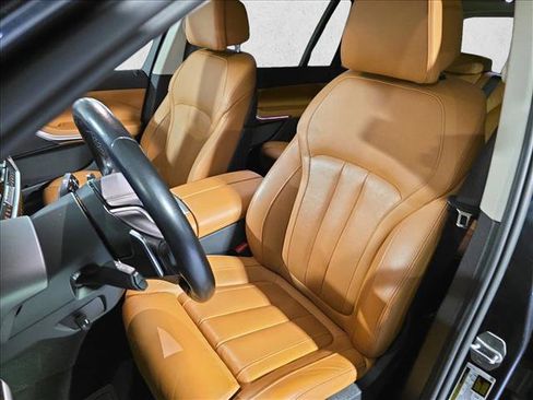 Used 2022 BMW X7 xDrive40i w/ Premium Package image 16