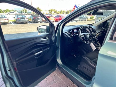 Used 2013 Ford Escape SEL FWD image 30