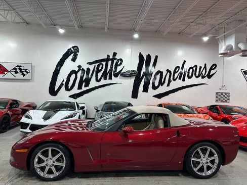 Used 2009 Chevrolet Corvette Convertible w/ Preferred Equipment Group image 2