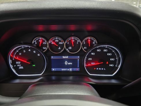 Used 2019 Chevrolet Silverado 1500 RST image 30