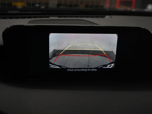 Used 2019 MAZDA MAZDA3 Sedan FWD image 20