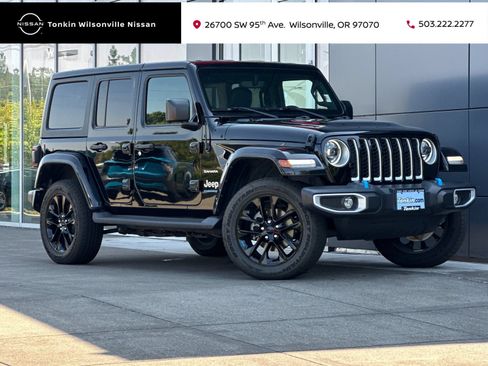 Used 2023 Jeep Wrangler Unlimited Sahara AWD/4WD image 1