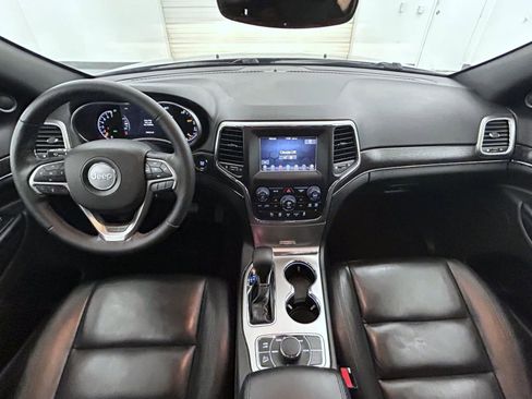 Used 2018 Jeep Grand Cherokee Limited image 13