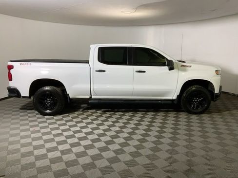 Used 2019 Chevrolet Silverado 1500 Custom Trail Boss w/ Custom Convenience Package image 11