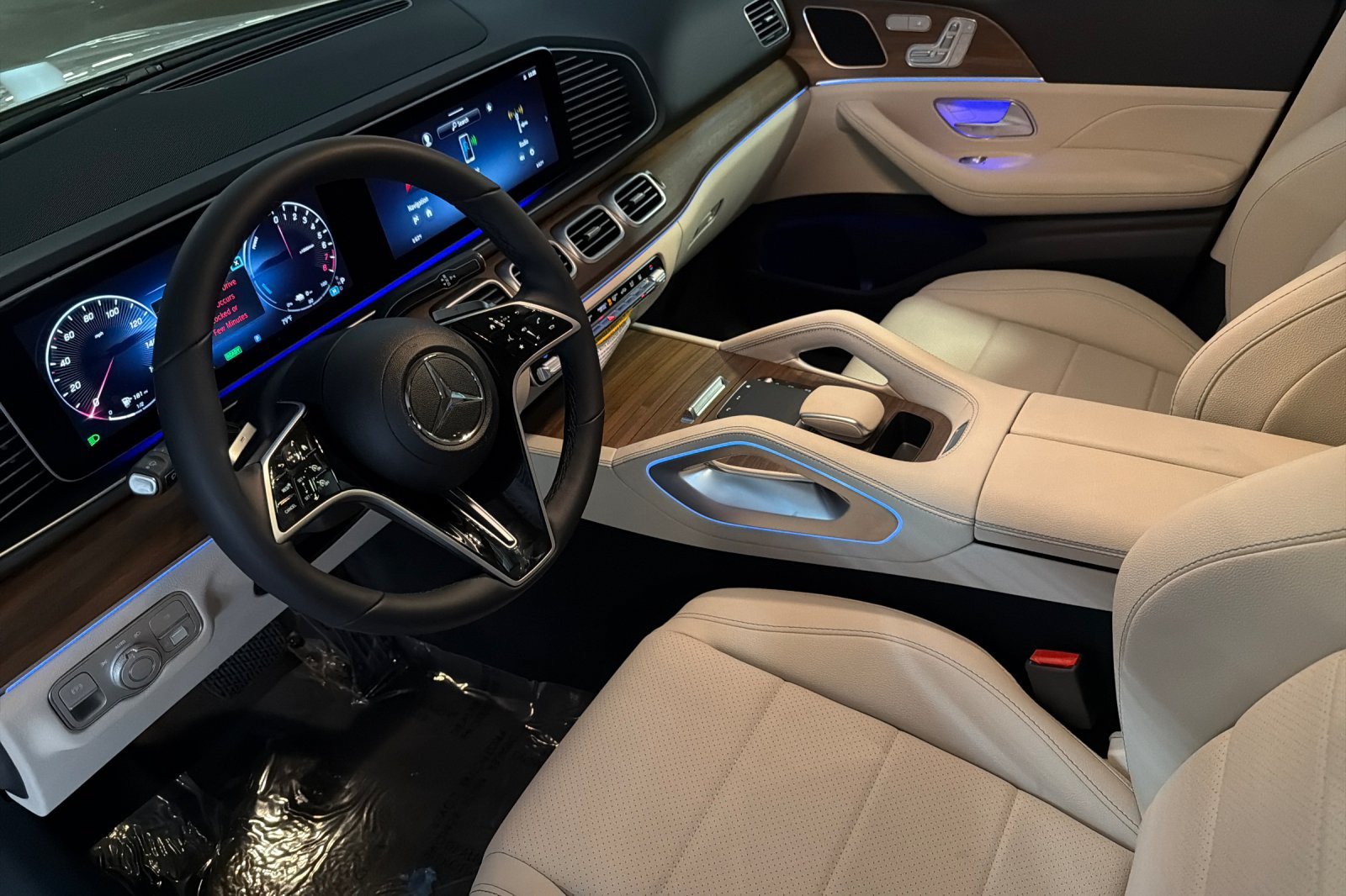 New 2026 Mercedes-Benz GLE 450e 4MATIC image 9