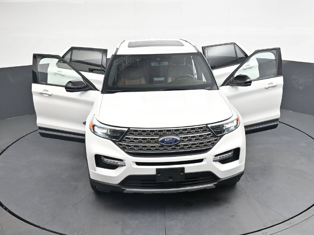Used 2023 Ford Explorer King Ranch w/ Technology Package AWD/4WD image 39