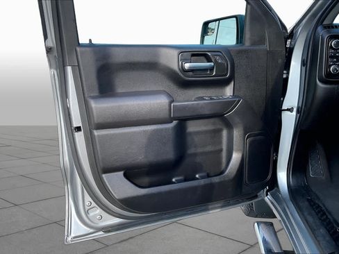 Used 2023 Chevrolet Silverado 1500 Custom AWD/4WD image 21