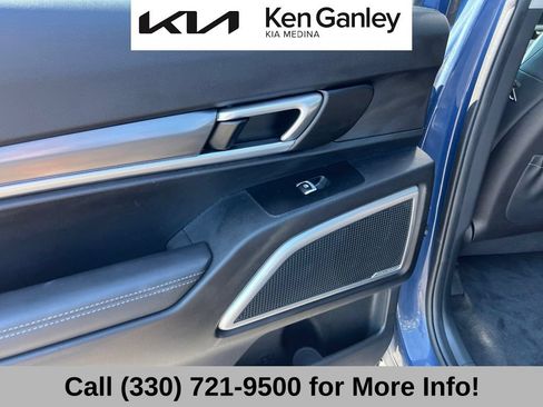 Certified 2024 Kia Telluride S w/ S Sunroof Package FWD image 49