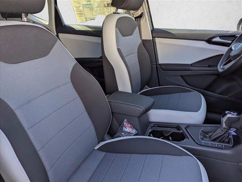 New 2025 Volkswagen Taos S image 29