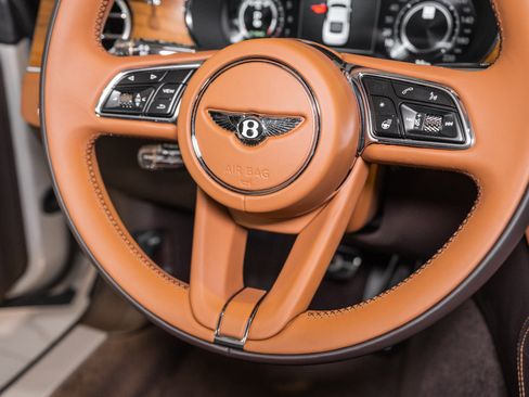 Used 2026 Bentley Continental GT AWD/4WD image 43