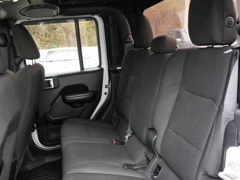 Used 2020 Jeep Gladiator Sport w/ Quick Order Package 24S image 25