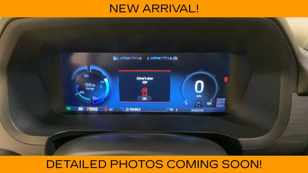 Used 2025 Ford F150 Lightning XLT AWD/4WD image 35