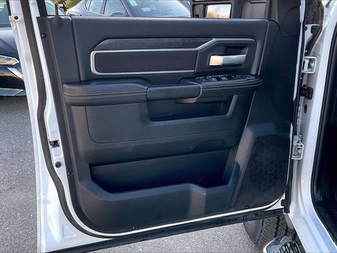 Used 2024 RAM 2500 Big Horn image 22