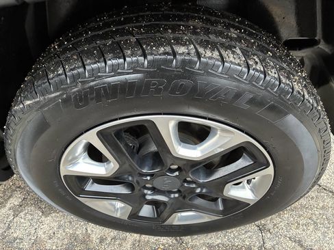 Used 2018 Jeep Compass Trailhawk image 31