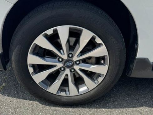 Used 2019 Subaru Outback 3.6R Touring w/ Popular Package #3A AWD/4WD image 19