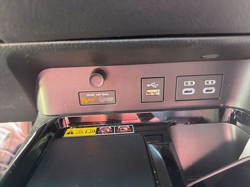 Used 2025 Toyota Camry XSE image 22