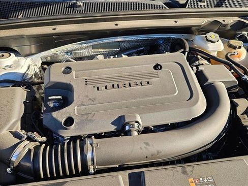 New 2025 Buick Envision Preferred image 17