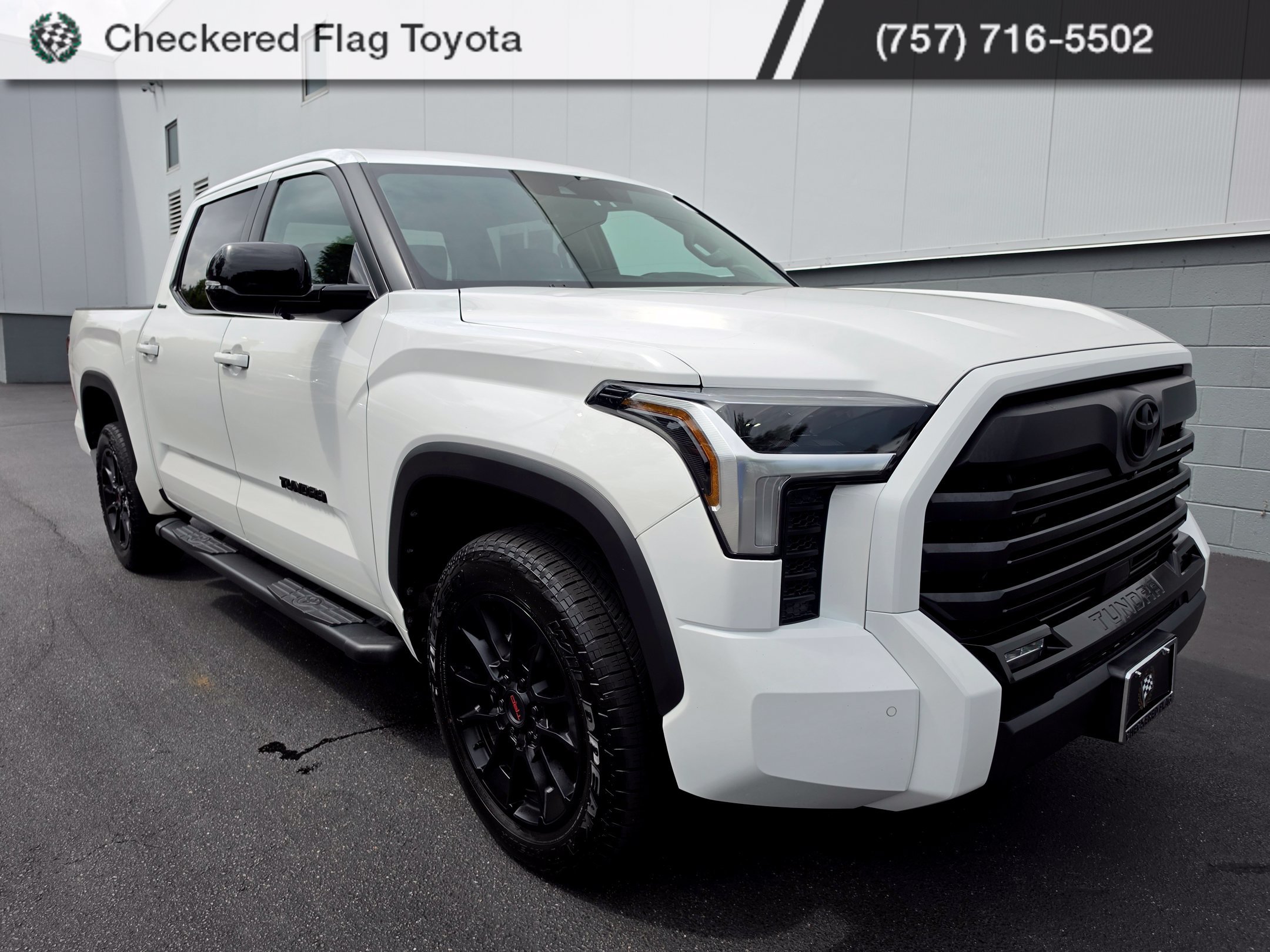 Used 2024 Toyota Tundra Limited AWD/4WD image 7