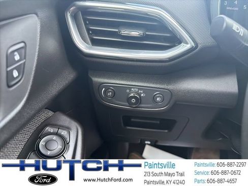 Used 2022 Chevrolet TrailBlazer LT w/ Convenience Package FWD image 25