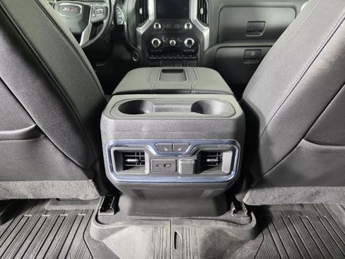 Used 2021 GMC Sierra 3500 SLT w/ SLT Preferred Package AWD/4WD image 17