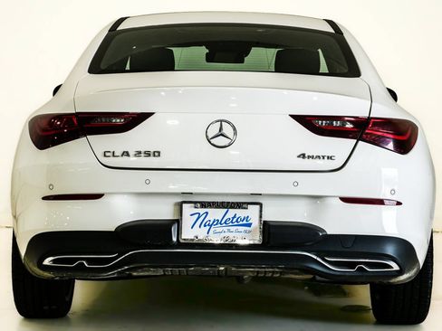 Used 2025 Mercedes-Benz CLA 250 4MATIC image 8