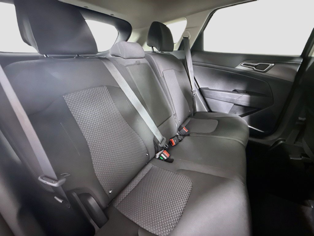 Used 2026 Kia Sportage LX AWD/4WD image 26