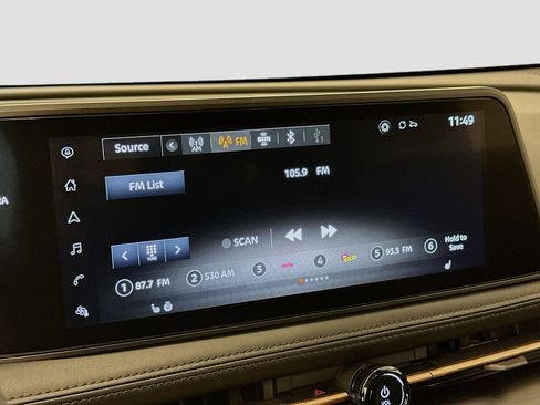 Used 2025 Nissan Ariya AWD image 21