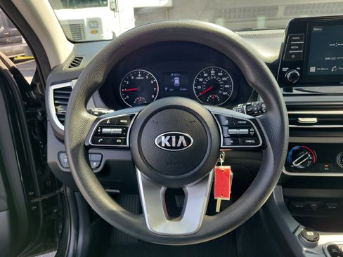 Used 2021 Kia Seltos LX AWD/4WD image 21