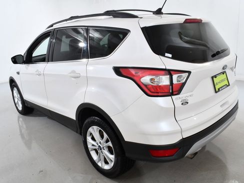 Used 2018 Ford Escape SEL image 15