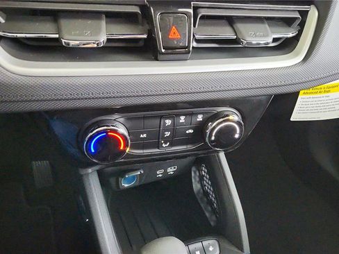 Used 2026 Chevrolet TrailBlazer LT image 43