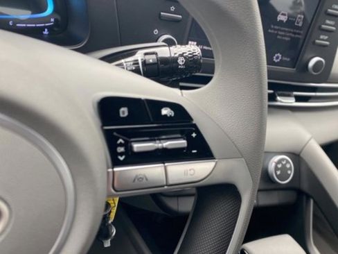 New 2026 Hyundai Elantra SE image 19