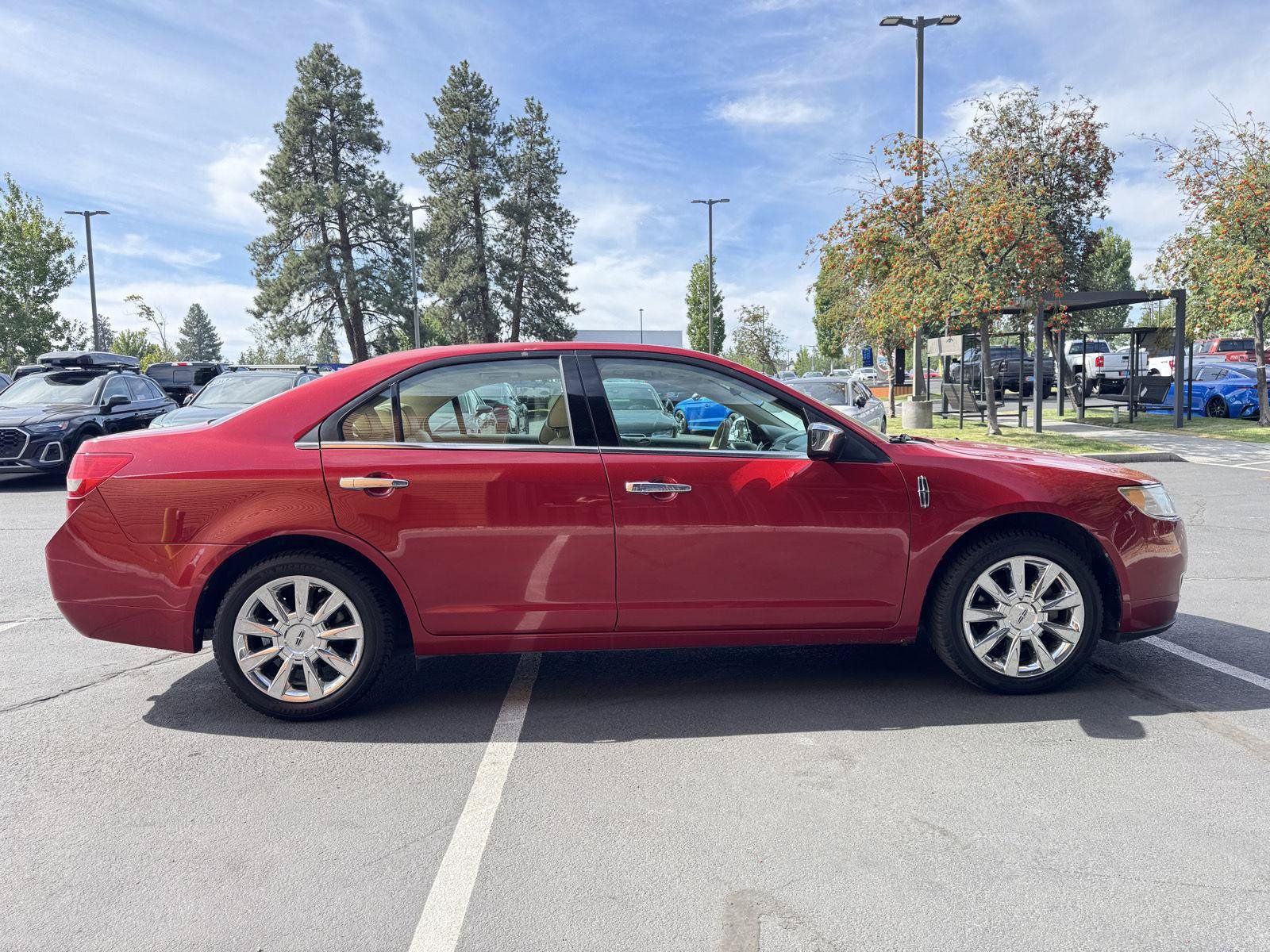 Used 2010 Lincoln MKZ AWD image 8