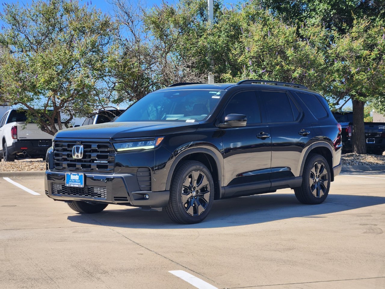 New 2026 Honda Pilot Black Edition image 2