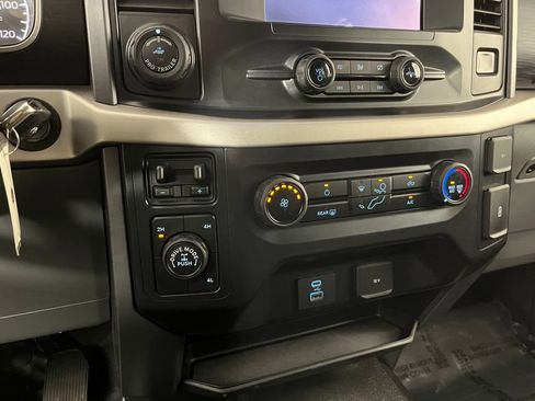 Used 2021 Ford F150 XLT w/ XTR Package image 23