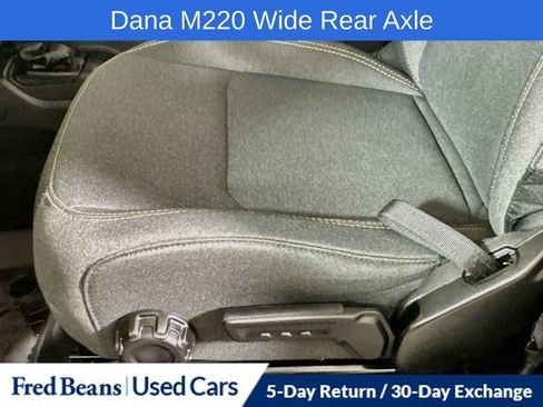 Certified 2025 Jeep Wrangler Sport AWD/4WD image 25