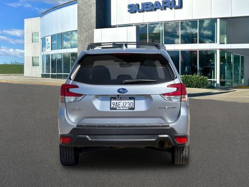 Used 2022 Subaru Forester Premium w/ Popular Package #2 AWD/4WD image 7