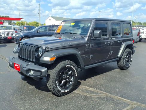 Used 2023 Jeep Wrangler Unlimited Sport AWD/4WD image 8