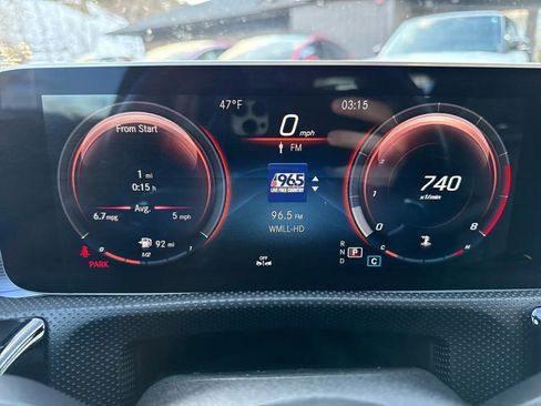 Used 2020 Mercedes-Benz CLA 250 4MATIC image 45