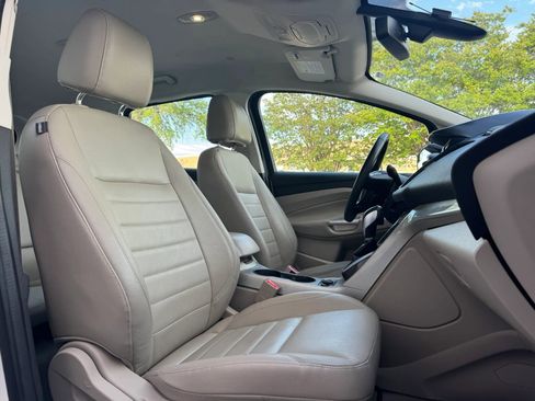 Used 2013 Ford C-MAX SEL image 27