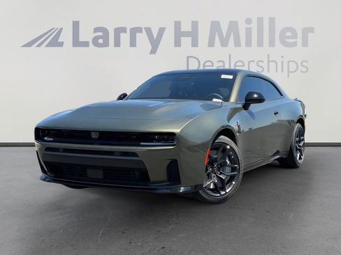 New 2026 Dodge Charger Scat Pack w/ Blacktop Package AWD/4WD image 1
