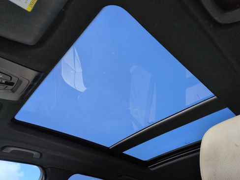 Used 2015 BMW X5 xDrive35d image 28