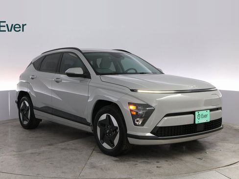 Used 2024 Hyundai Kona SEL image 4