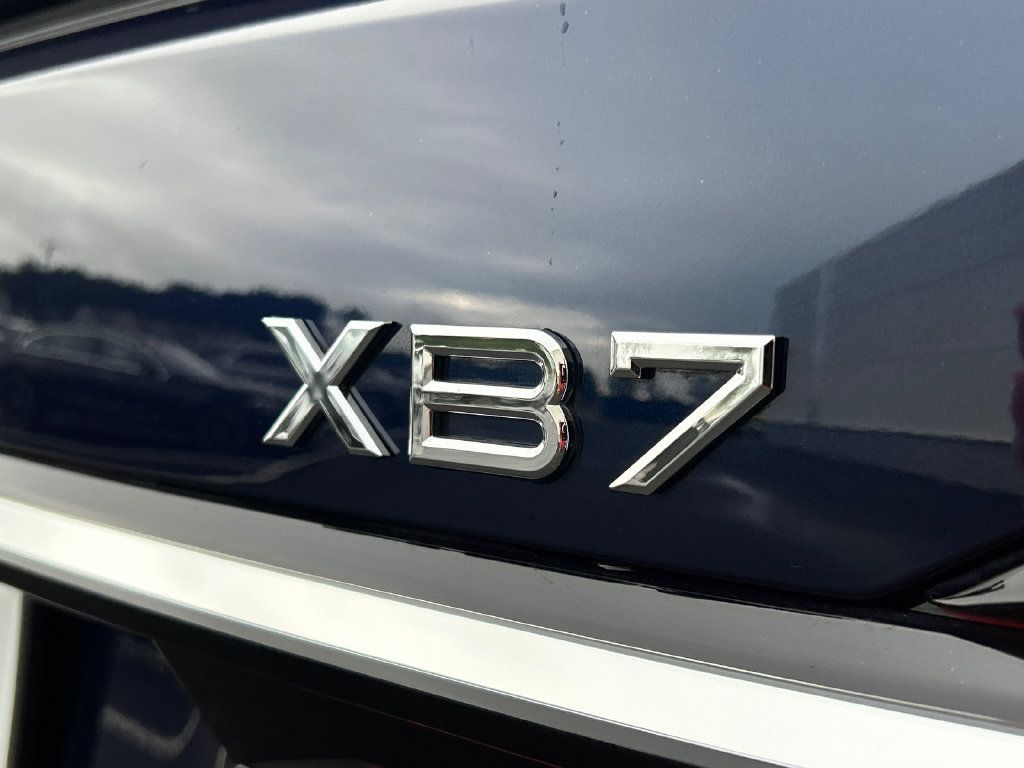 Used 2025 BMW ALPINA XB7 AWD/4WD image 33