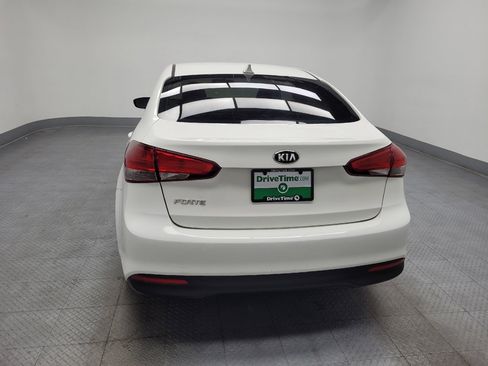 Used 2018 Kia Forte LX image 6