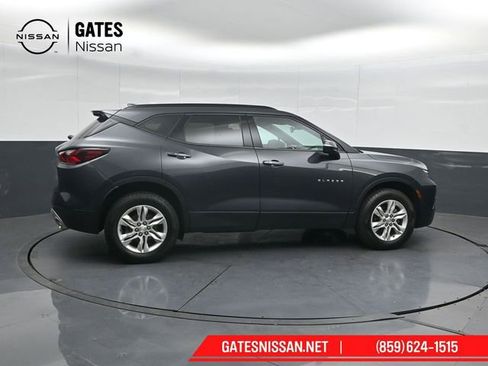 Used 2021 Chevrolet Blazer LT AWD/4WD image 3