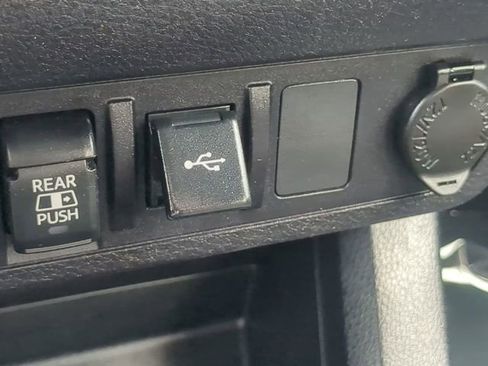 Certified 2022 Toyota Tacoma SR5 w/ Technology Package RWD image 21