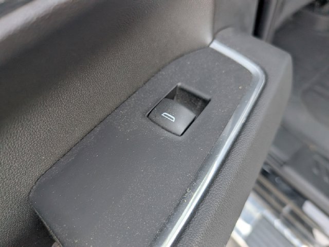 Used 2022 GMC Sierra 1500 SLE AWD/4WD image 13